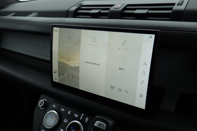 2022 (72) LAND ROVER DEFENDER 3.0 D250 HSE 90 3dr Auto 4891516