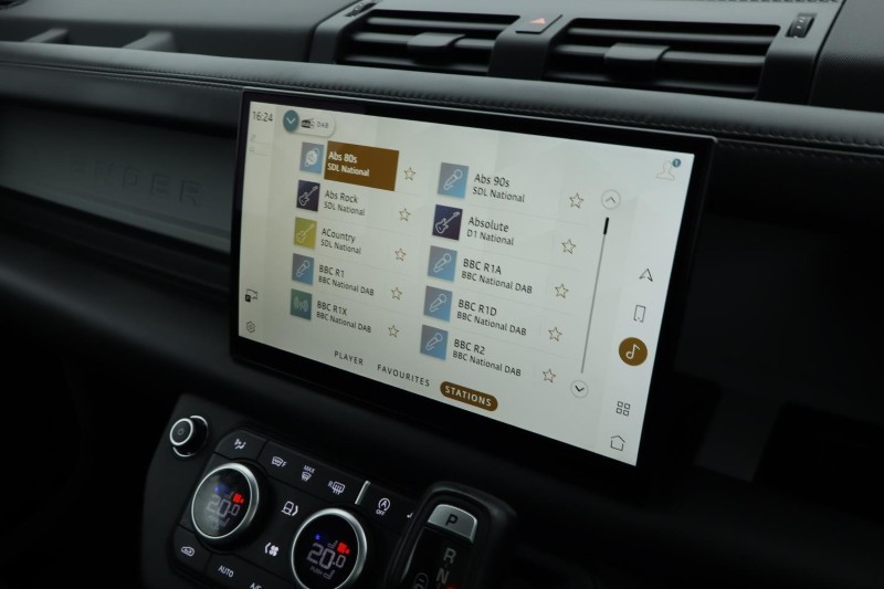 2022 (72) LAND ROVER DEFENDER 3.0 D250 HSE 90 3dr Auto 4891525