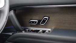 2025 (25) LAND ROVER RANGE ROVER 3.0 D350 HSE 4dr Auto 4877466