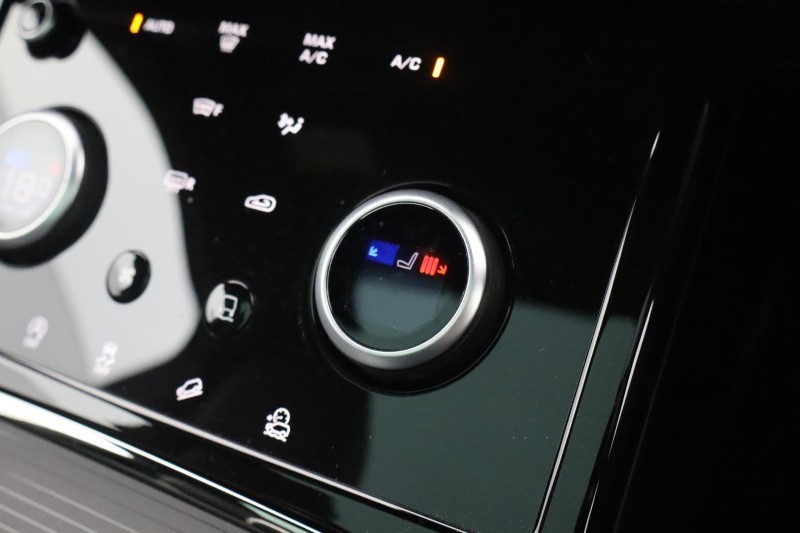 2022 (22) LAND ROVER RANGE ROVER EVOQUE 2.0 D200 Evoque Edition 5dr Auto 4898980