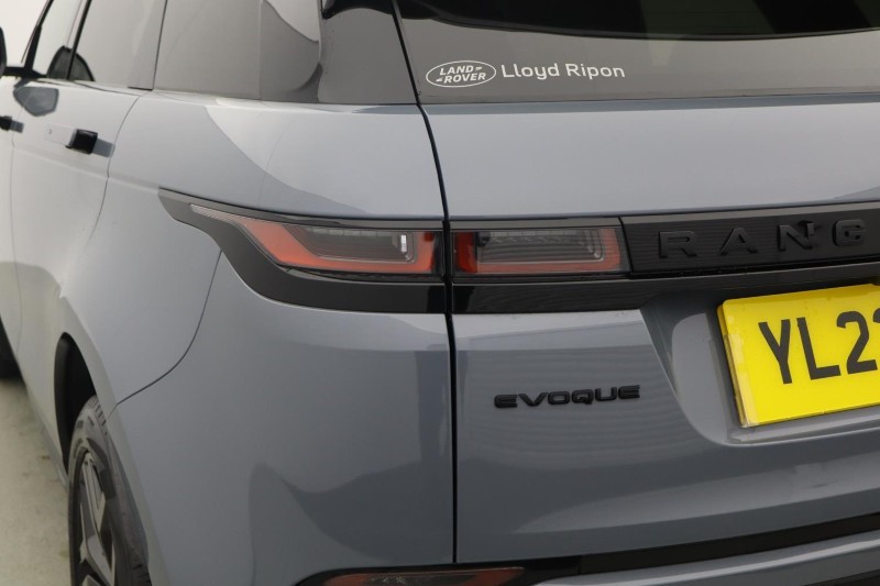 2022 (22) LAND ROVER RANGE ROVER EVOQUE 2.0 D200 Evoque Edition 5dr Auto 4898996