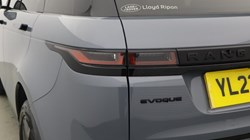 2022 (22) LAND ROVER RANGE ROVER EVOQUE 2.0 D200 Evoque Edition 5dr Auto 4898996