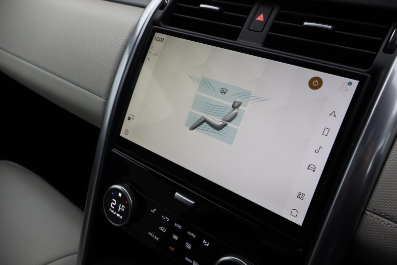 2023 (73) LAND ROVER DISCOVERY 3.0 D300 Dynamic HSE 5dr Auto 4898405