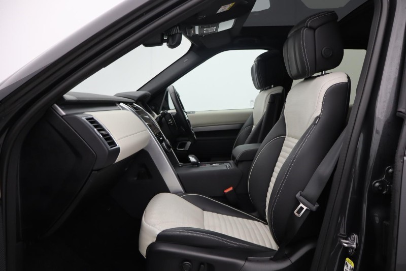 2023 (73) LAND ROVER DISCOVERY 3.0 D300 Dynamic HSE 5dr Auto 4898385