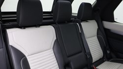 2023 (73) LAND ROVER DISCOVERY 3.0 D300 Dynamic HSE 5dr Auto 4898414