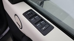 2023 (73) LAND ROVER DISCOVERY 3.0 D300 Dynamic HSE 5dr Auto 4898393