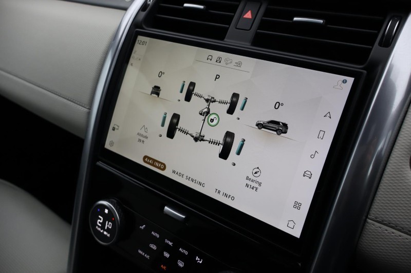 2023 (73) LAND ROVER DISCOVERY 3.0 D300 Dynamic HSE 5dr Auto 4898407