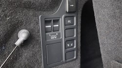 2023 (73) LAND ROVER DISCOVERY 3.0 D300 Dynamic HSE 5dr Auto 4898427