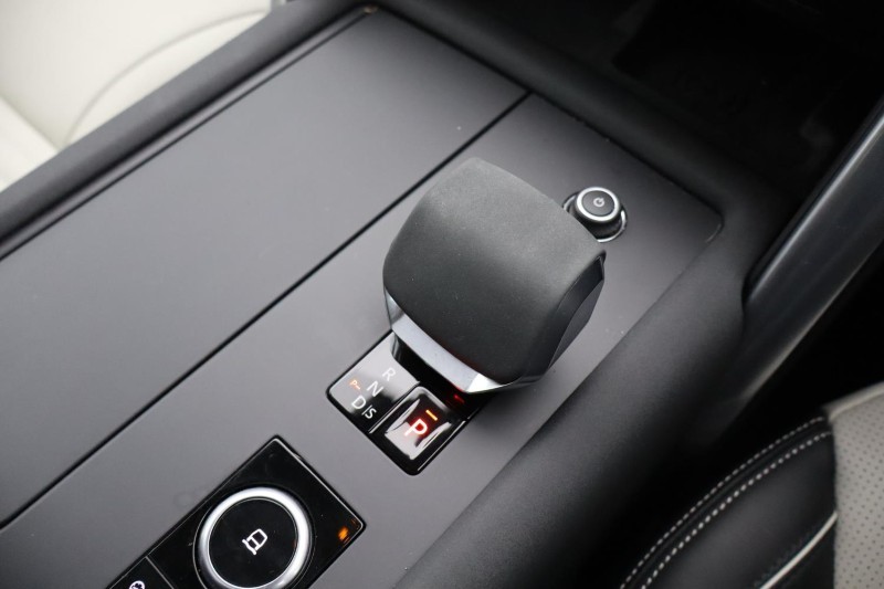 2023 (73) LAND ROVER DISCOVERY 3.0 D300 Dynamic HSE 5dr Auto 4898399