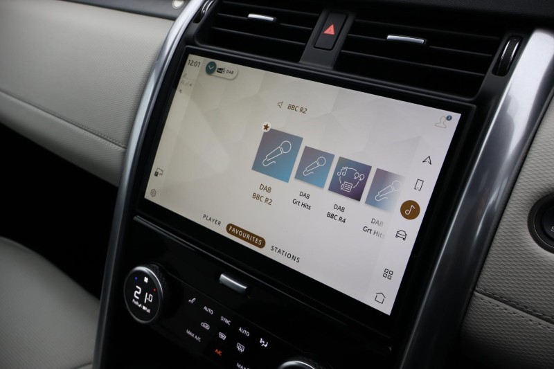 2023 (73) LAND ROVER DISCOVERY 3.0 D300 Dynamic HSE 5dr Auto 4898412