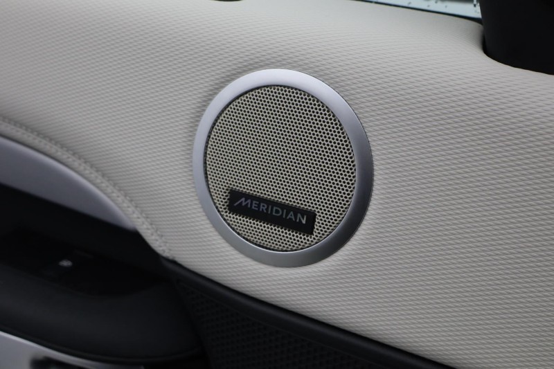 2023 (73) LAND ROVER DISCOVERY 3.0 D300 Dynamic HSE 5dr Auto 4898387