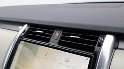 2023 (73) LAND ROVER DISCOVERY 3.0 D300 Dynamic HSE 5dr Auto 4898400