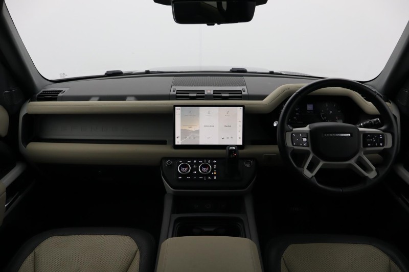2023 (23) LAND ROVER DEFENDER 3.0 D250 X-Dynamic HSE 110 5dr Auto 4881849