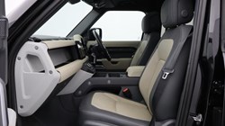 2023 (23) LAND ROVER DEFENDER 3.0 D250 X-Dynamic HSE 110 5dr Auto 4881811