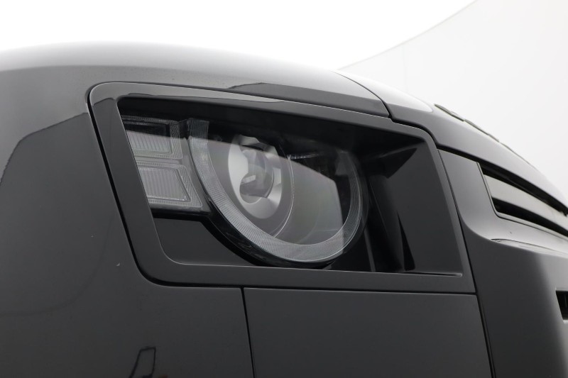 2023 (23) LAND ROVER DEFENDER 3.0 D250 X-Dynamic HSE 110 5dr Auto 4881817