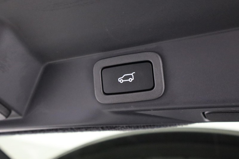 2022 (71) LAND ROVER RANGE ROVER SPORT 3.0 D300 HSE Silver 5dr Auto 4889045