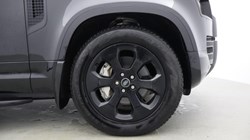 2023 (72) LAND ROVER DEFENDER 3.0 D300 X-Dynamic SE 110 5dr Auto 4877822