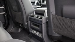 2023 (72) LAND ROVER DEFENDER 3.0 D300 X-Dynamic SE 110 5dr Auto 4877832