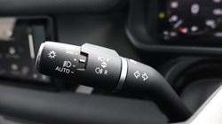 2023 (72) LAND ROVER DEFENDER 3.0 D300 X-Dynamic SE 110 5dr Auto 4877864