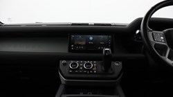 2023 (72) LAND ROVER DEFENDER 3.0 D300 X-Dynamic SE 110 5dr Auto 4877838