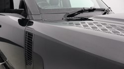 2023 (72) LAND ROVER DEFENDER 3.0 D300 X-Dynamic SE 110 5dr Auto 4877825