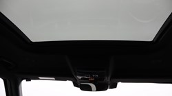 2023 (72) LAND ROVER DEFENDER 3.0 D300 X-Dynamic SE 110 5dr Auto 4877844