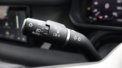 2023 (72) LAND ROVER DEFENDER 3.0 D300 X-Dynamic SE 110 5dr Auto 4877865