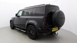 2023 (72) LAND ROVER DEFENDER 3.0 D300 X-Dynamic SE 110 5dr Auto 4877801