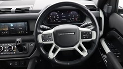 2023 (72) LAND ROVER DEFENDER 3.0 D300 X-Dynamic SE 110 5dr Auto 4877840