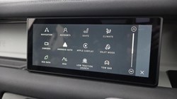 2023 (72) LAND ROVER DEFENDER 3.0 D300 X-Dynamic SE 110 5dr Auto 4877863