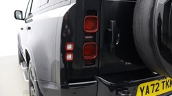 2023 (72) LAND ROVER DEFENDER 3.0 D300 X-Dynamic SE 110 5dr Auto 4877803