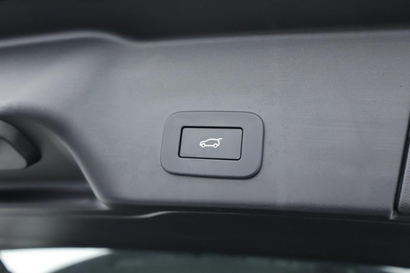 2022 (22) LAND ROVER RANGE ROVER EVOQUE 2.0 D150 HSE 5dr Auto 4881798