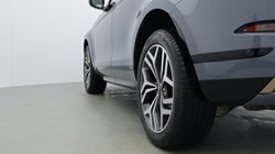 2022 (22) LAND ROVER RANGE ROVER EVOQUE 2.0 D150 HSE 5dr Auto 4881800