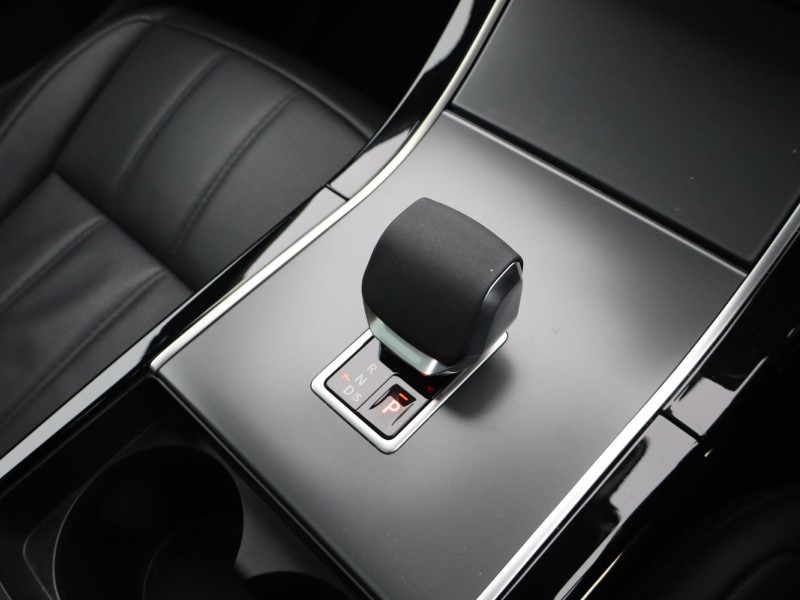 2024 (24) LAND ROVER RANGE ROVER EVOQUE 2.0 D200 Dynamic HSE 5dr Auto 4896285