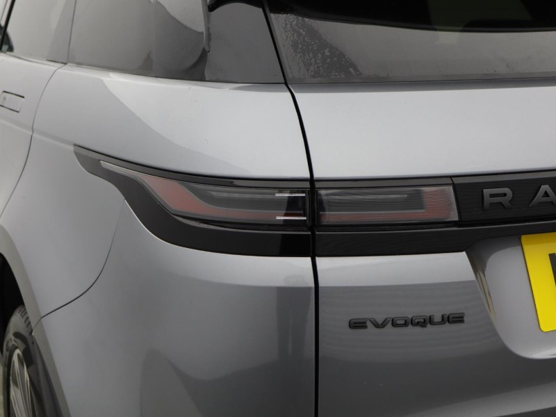 2024 (24) LAND ROVER RANGE ROVER EVOQUE 2.0 D200 Dynamic HSE 5dr Auto 4896309