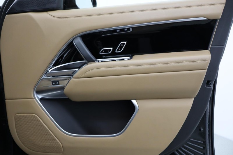 2022 (72) LAND ROVER RANGE ROVER 4.4 P530 V8 Autobiography 4dr Auto 4918768