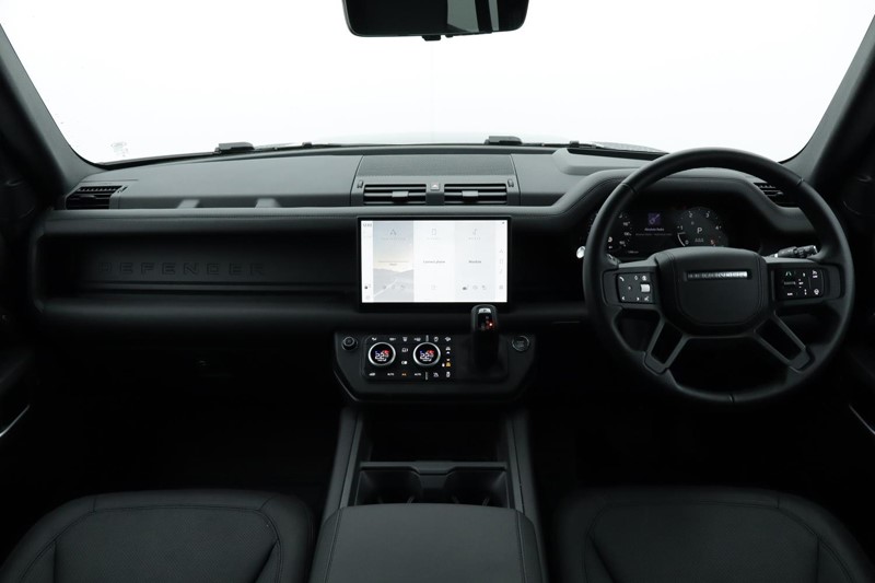 2025 (75) LAND ROVER DEFENDER 3.0 D350 X-Dynamic HSE 110 5dr Auto [7 Seat] 4886385