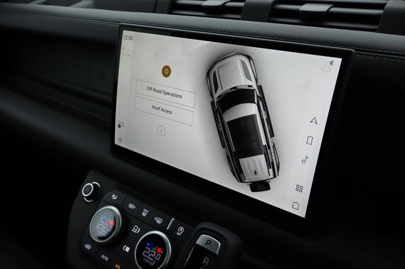 2025 (75) LAND ROVER DEFENDER 3.0 D350 X-Dynamic HSE 110 5dr Auto [7 Seat] 4886380