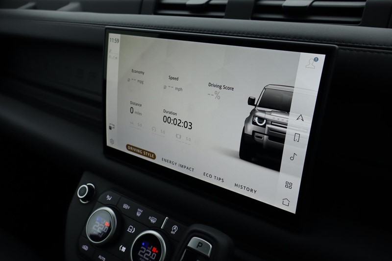 2025 (75) LAND ROVER DEFENDER 3.0 D350 X-Dynamic HSE 110 5dr Auto [7 Seat] 4886377