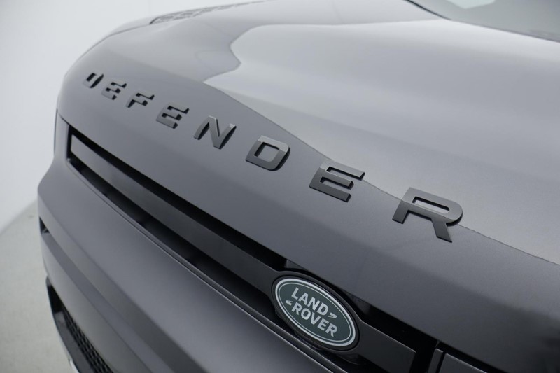 2025 (75) LAND ROVER DEFENDER 3.0 D350 X-Dynamic HSE 110 5dr Auto [7 Seat] 4886361