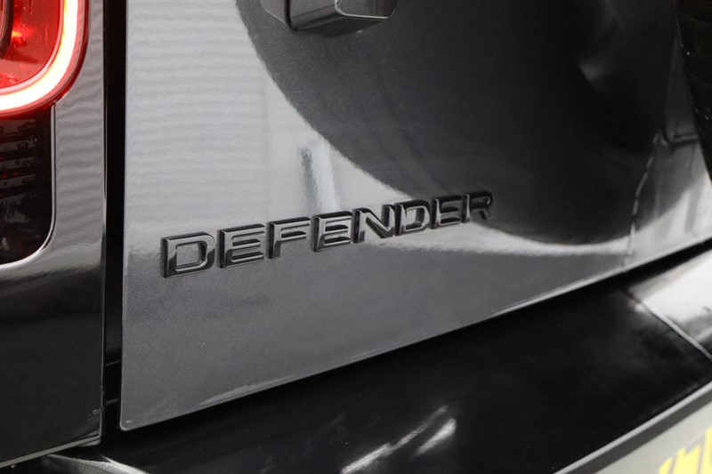 2025 (75) LAND ROVER DEFENDER 3.0 D350 X-Dynamic HSE 110 5dr Auto [7 Seat] 4886354