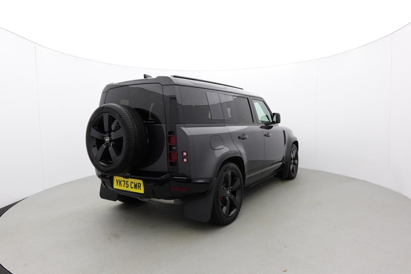 2025 (75) LAND ROVER DEFENDER 3.0 D350 X-Dynamic HSE 110 5dr Auto [7 Seat] 4886339