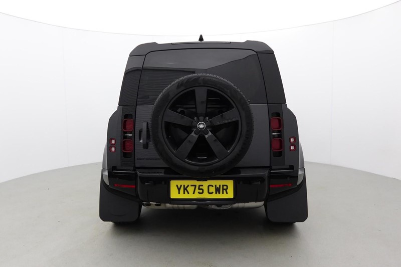 2025 (75) LAND ROVER DEFENDER 3.0 D350 X-Dynamic HSE 110 5dr Auto [7 Seat] 4886336