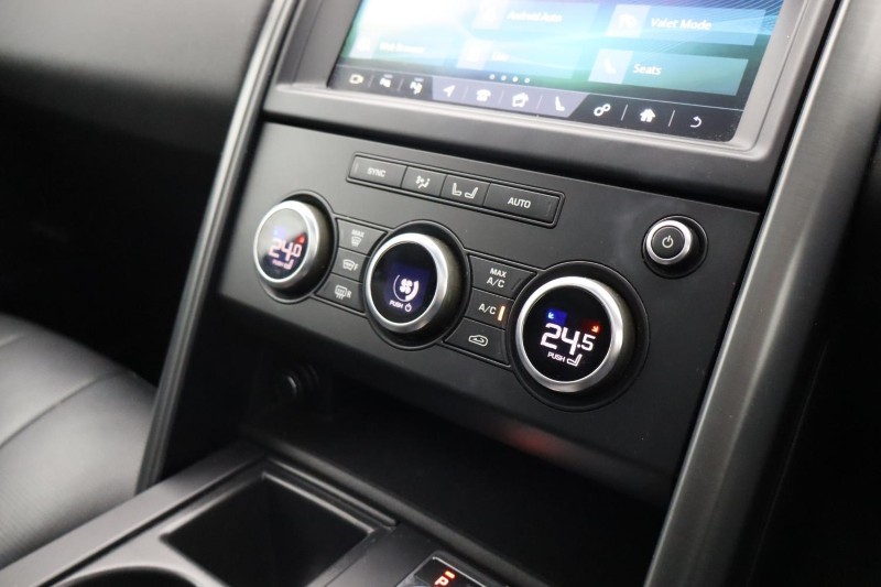 2020 (20) LAND ROVER DISCOVERY 3.0 SD6 Landmark Edition 5dr Auto 4899094