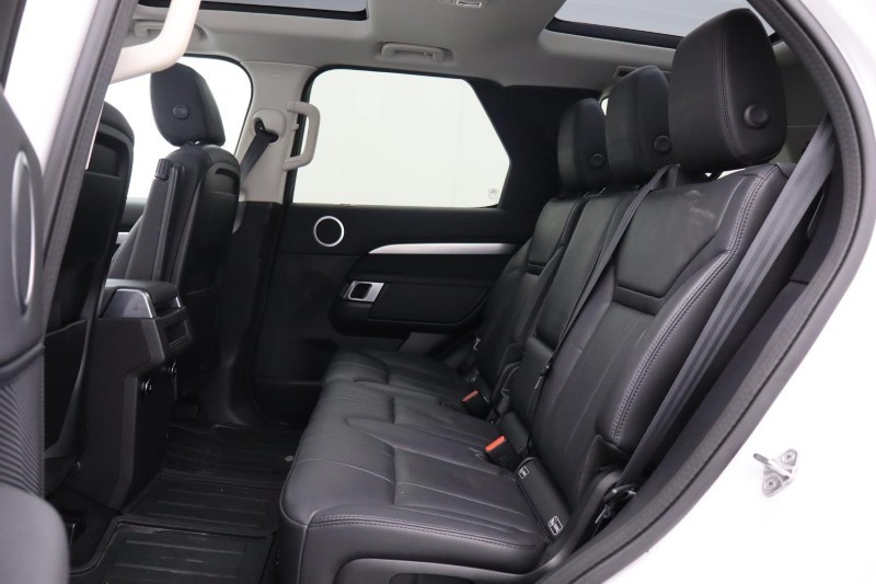 2020 (20) LAND ROVER DISCOVERY 3.0 SD6 Landmark Edition 5dr Auto 4899081