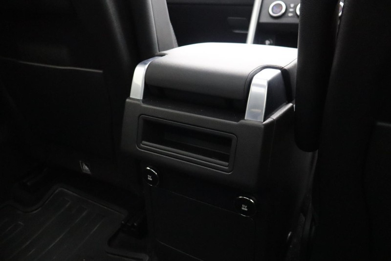 2020 (20) LAND ROVER DISCOVERY 3.0 SD6 Landmark Edition 5dr Auto 4899105