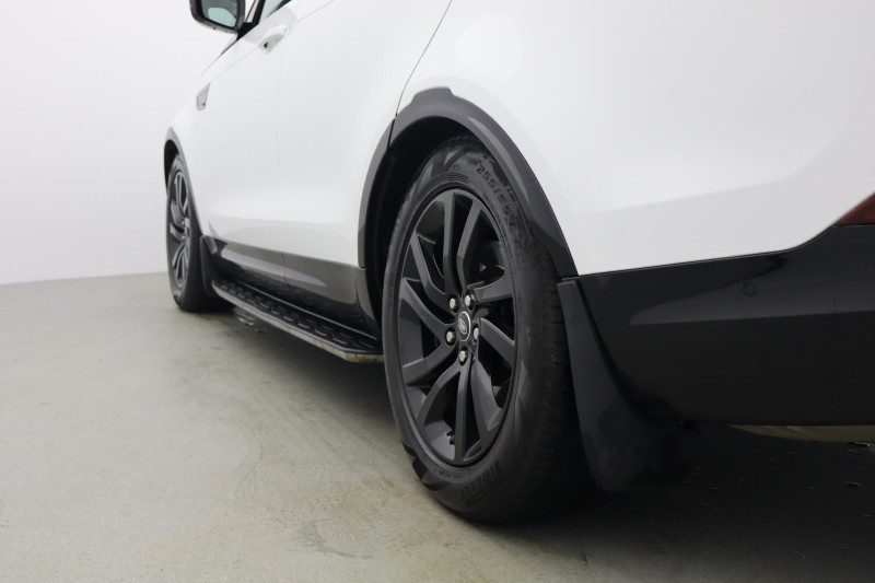 2020 (20) LAND ROVER DISCOVERY 3.0 SD6 Landmark Edition 5dr Auto 4899111