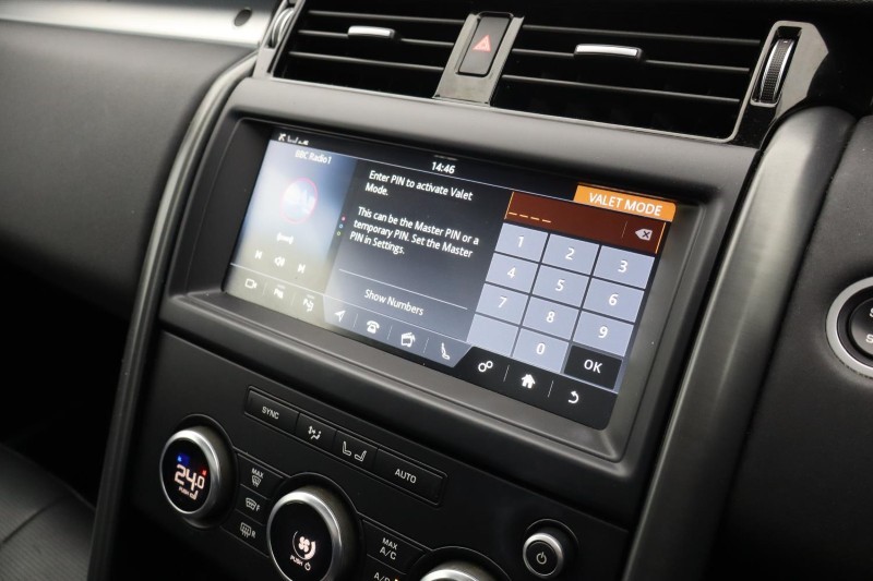 2020 (20) LAND ROVER DISCOVERY 3.0 SD6 Landmark Edition 5dr Auto 4899098