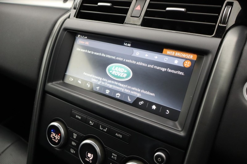 2020 (20) LAND ROVER DISCOVERY 3.0 SD6 Landmark Edition 5dr Auto 4899099