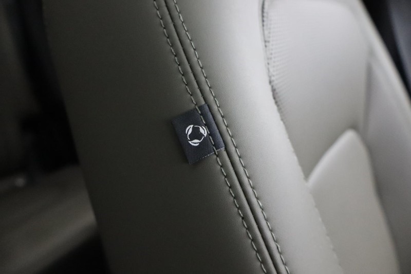 2023 (23) LAND ROVER DEFENDER 3.0 D250 X-Dynamic SE 110 5dr Auto [7 Seat] 4907041